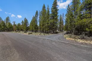 11421 Burlwood Dr, La Pine, OR 97739 - Photo 3