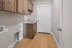 4037 SW 38th Place, Redmond, OR 97756 - Photo 37