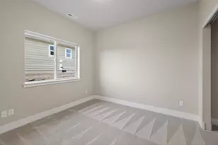 4037 SW 38th Place, Redmond, OR 97756 - Photo 27