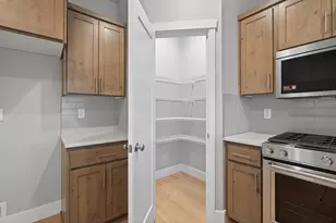 4037 SW 38th Place, Redmond, OR 97756 - Photo 9