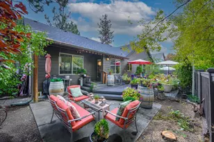 60819 Grand Targhee Dr, Bend, OR 97702 - Photo 33