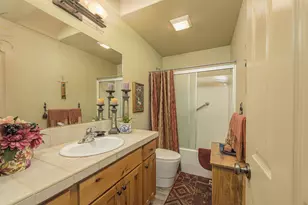 60819 Grand Targhee Dr, Bend, OR 97702 - Photo 27