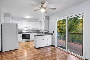 1153 Wards Creek Rd, Rogue River, OR 97537 - Photo 9