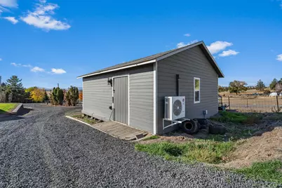 1180 NE Meadowlark Lane, Madras, OR 97741 - Photo 19