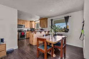 1180 NE Meadowlark Ln, Madras, OR 97741 - Photo 5