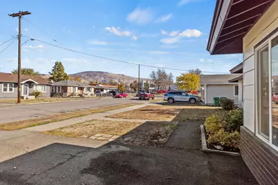 2528 Radcliffe Avenue, Klamath Falls, OR 97601 - Photo 47