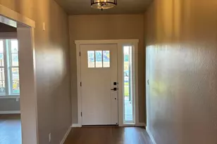 3731 Ford Dr, Medford, OR 97504 - Photo 5