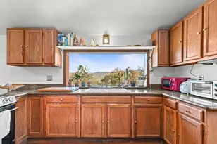 6536 Shadow Glen Dr, Eagle Point, OR 97524 - Photo 11