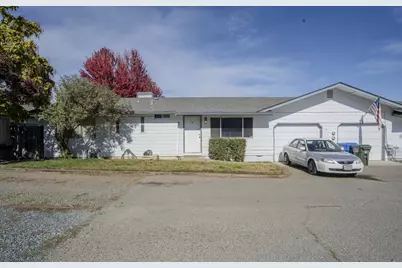 1762 SW Allen Creek Road, Grants Pass, OR 97527 - Photo 3