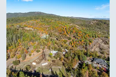 [Address not provided], White City, OR 97503 - Photo 3