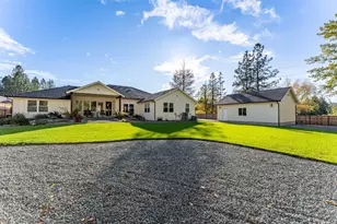 199 Black Oak Dr, Grants Pass, OR 97527 - Photo 41