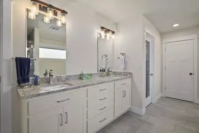 199 Black Oak Drive, Grants Pass, OR 97527 - Photo 29