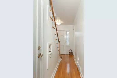 719 NW 3rd Street, Grants Pass, OR 97526 - Photo 7