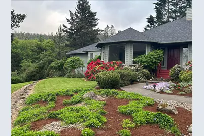 3115 Deer Trail Lane, Medford, OR 97501 - Photo 1