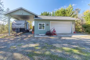 1885 Lonnon Rd, Grants Pass, OR 97527 - Photo 37