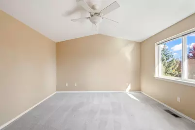2056 NW 19th Place, Redmond, OR 97756 - Photo 13