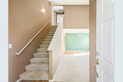 2056 NW 19th Place, Redmond, OR 97756 - Photo 3