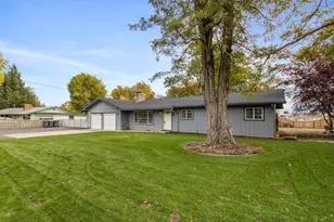 3220 Freeland Rd, Central Point, OR 97502 - Photo 1