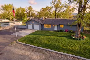 3220 Freeland Rd, Central Point, OR 97502 - Photo 1