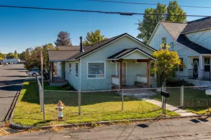 798 NW Claypool St, Prineville, OR 97754 - Photo 3