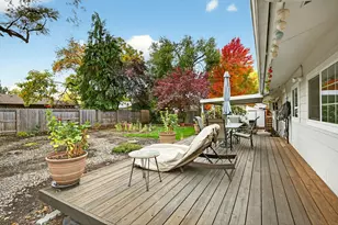 659 Herman Ave, Medford, OR 97501 - Photo 9