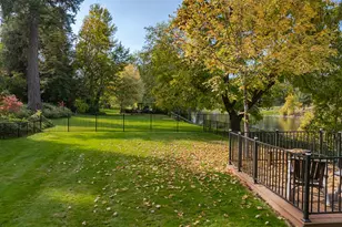 2250 Rogue River Hwy, Grants Pass, OR 97527 - Photo 69