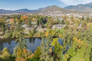 2250 Rogue River Hwy, Grants Pass, OR 97527 - Photo 91