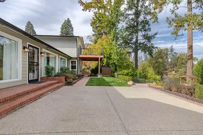 2250 Rogue River Highway, Grants Pass, OR 97527 - Photo 61