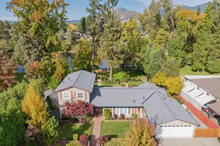 2250 Rogue River Hwy, Grants Pass, OR 97527 - Photo 103