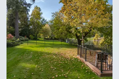 2250 Rogue River Highway, Grants Pass, OR 97527 - Photo 83