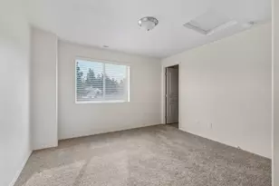 2939 NE Quiet Canyon Dr, Bend, OR 97701 - Photo 19