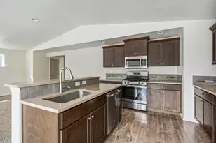 2939 NE Quiet Canyon Dr, Bend, OR 97701 - Photo 13