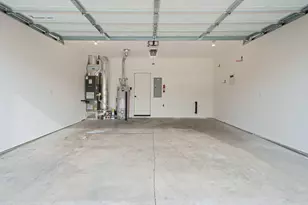 20751 NE Boulderfield Ave, Bend, OR 97701 - Photo 23