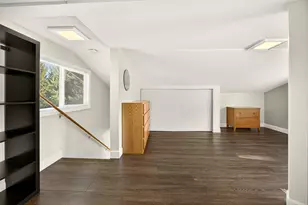 1977 Fairlane Dr, Medford, OR 97501 - Photo 35