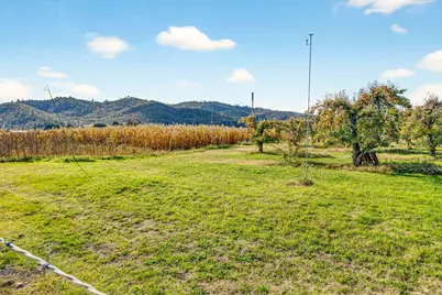 1977 Fairlane Drive, Medford, OR 97501 - Photo 55