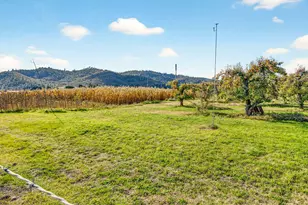 1977 Fairlane Dr, Medford, OR 97501 - Photo 55