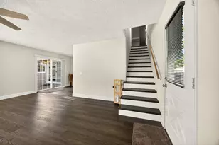 1977 Fairlane Dr, Medford, OR 97501 - Photo 33