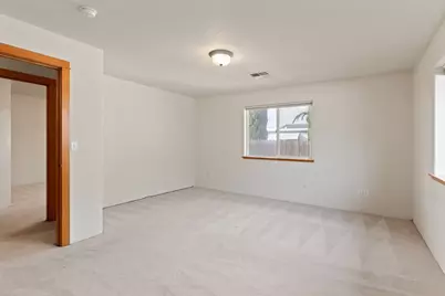 930 Schaefers Lane, Grants Pass, OR 97526 - Photo 13