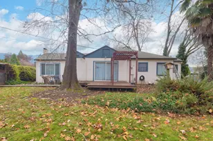 1213 E Park St, Grants Pass, OR 97527 - Photo 5