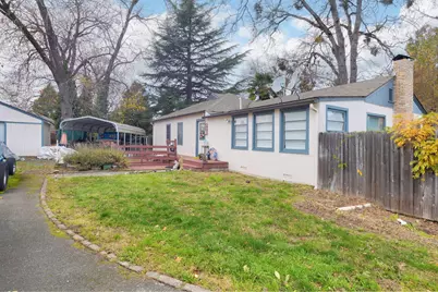 1213 E Park Street, Grants Pass, OR 97527 - Photo 1