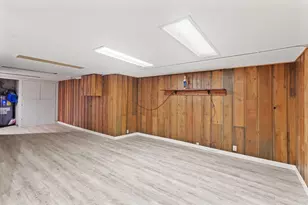 1213 E Park St, Grants Pass, OR 97527 - Photo 11