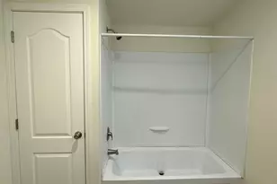 397 SE 6th St, Madras, OR 97741 - Photo 13