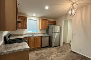 397 SE 6th St, Madras, OR 97741 - Photo 9