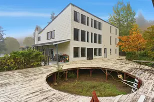 827 Summit Loop, Grants Pass, OR 97527 - Photo 9