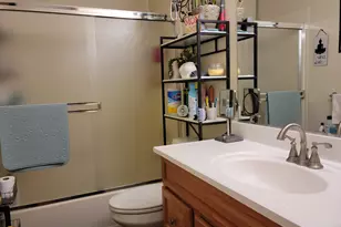 1523 NW Thompson Way, Grants Pass, OR 97526 - Photo 17