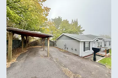 310 Jefferson Street, Klamath Falls, OR 97601 - Photo 3