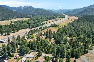 513 Barton Rd, Glendale, OR 97442 - Photo 7