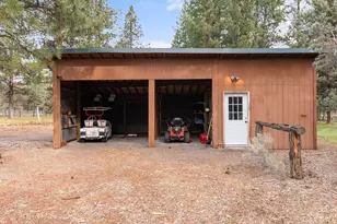 69440 Crooked Horseshoe Rd, Sisters, OR 97759 - Photo 65