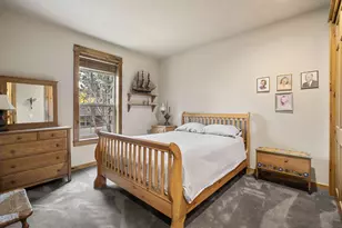 60798 Goldenwood Loop, Bend, OR 97702 - Photo 21