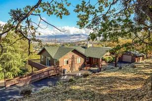 2070 Skyview Dr, Medford, OR 97501 - Photo 11